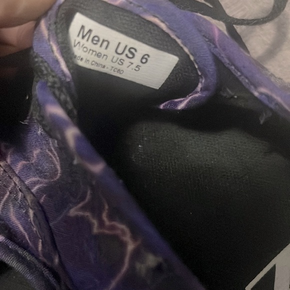 Lightning Bolt Purple and Black Vans - Picture 9 of 10